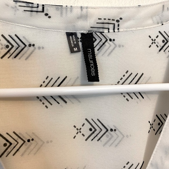 Sheer top - Picture 2 of 2